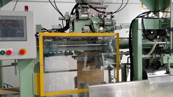 farine du grain 25kg pesant la machine à emballer remplissante